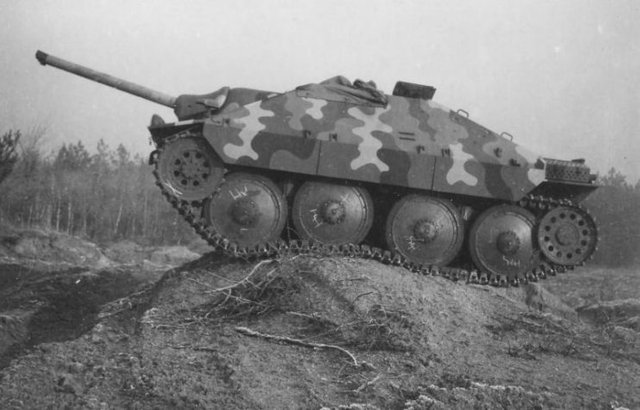 Hetzer 003.jpg