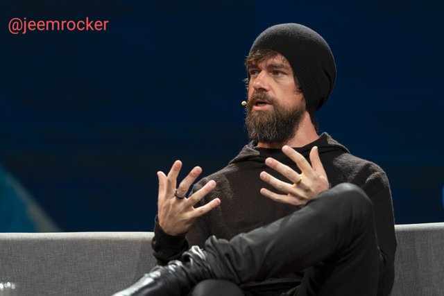 jack-dorsey-2~2.jpg