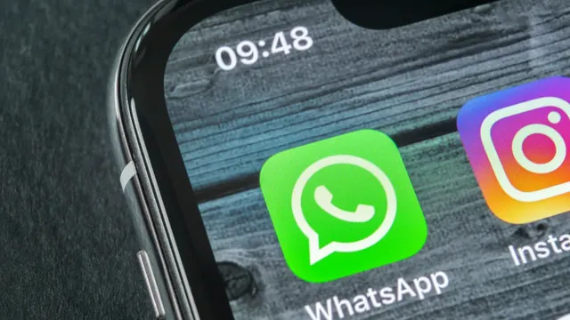 whatsapp iphone.webp