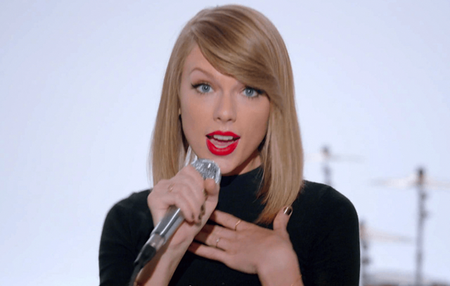 taylor-swift-920x584.png