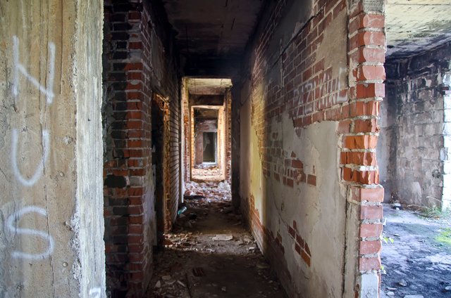 Bosnia Brick hall way.JPG