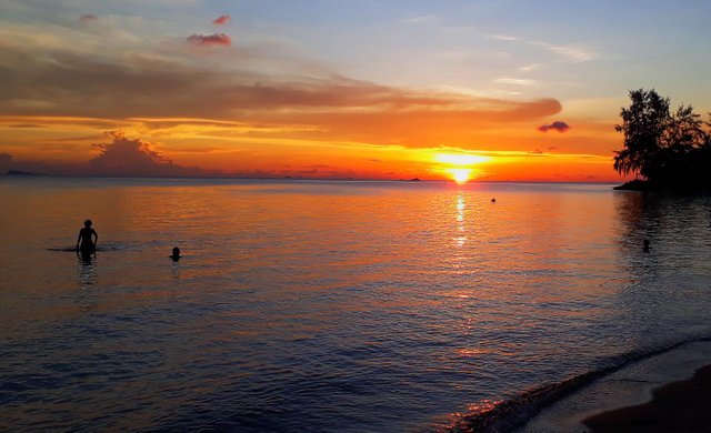 koh phangan sunset 51.jpg