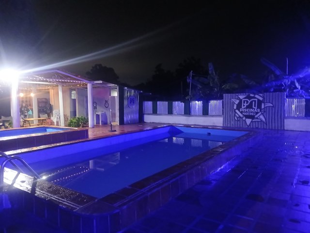 1001600806.jpg