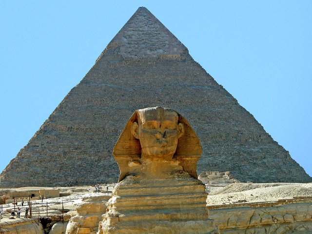 Great-Sphinx-Pyramid-of-Khafre-Egypt-Giza.jpg