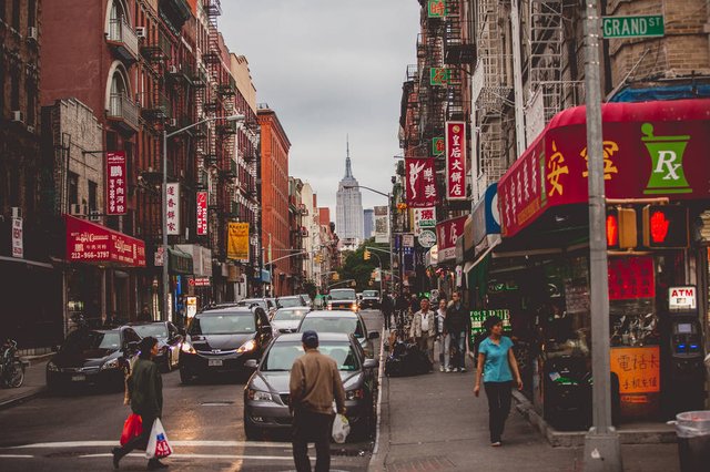 0_4200_0_2800_one_chinatown-manhattan-street-scene-tam50.jpg