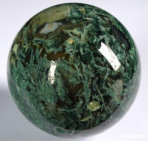 Green-Moss-Agate-Crystal-Ball-03.jpg