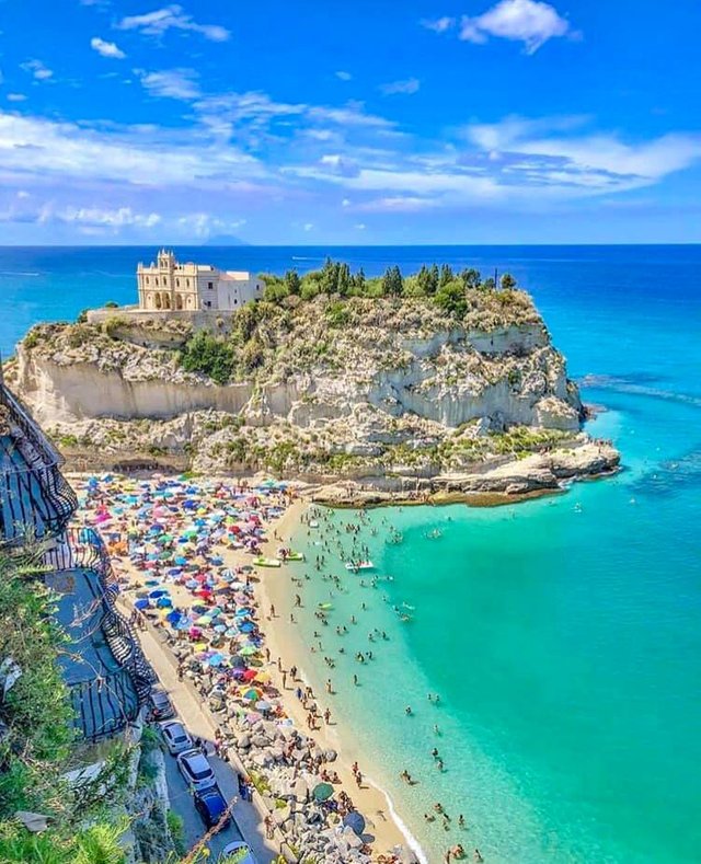 Tropea, Kalabrien - Italien 🙏.jpg