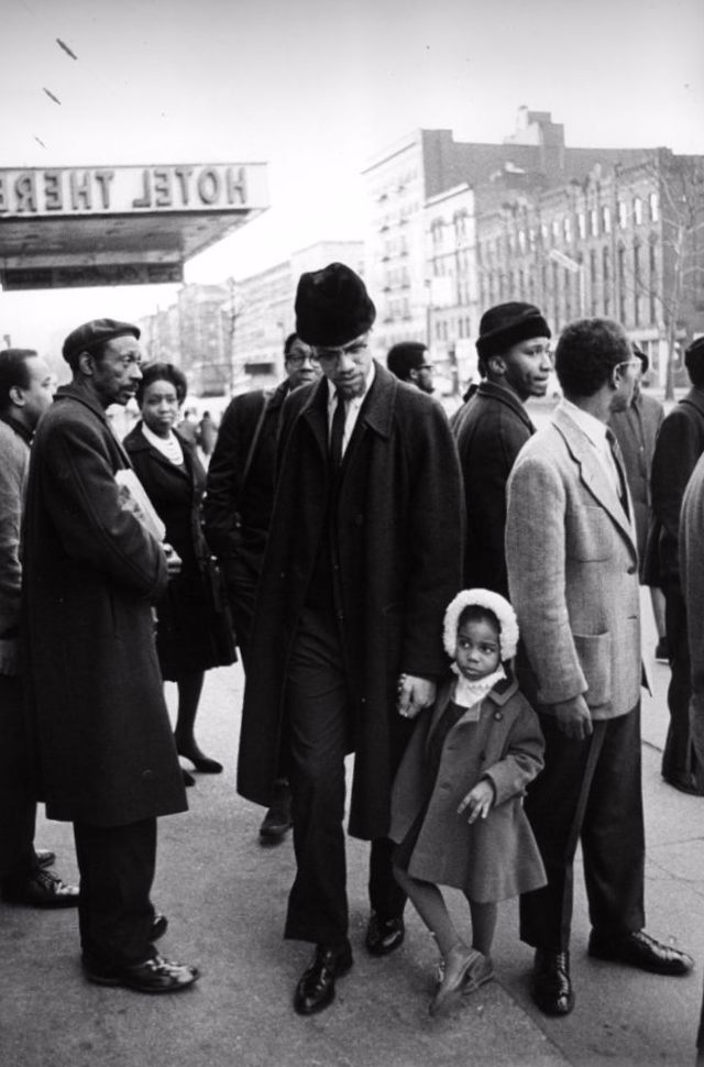 Fotografías de Malcolm X el día antes de ser asesinado 3.jpg