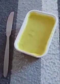 Screenshot_2020-03-06 05 03 2020 pflanzenmargarine selber herstellen - YouTube(1).png