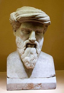 Pythagoras_in_the_Roman_Forum,_Colosseum.jpg