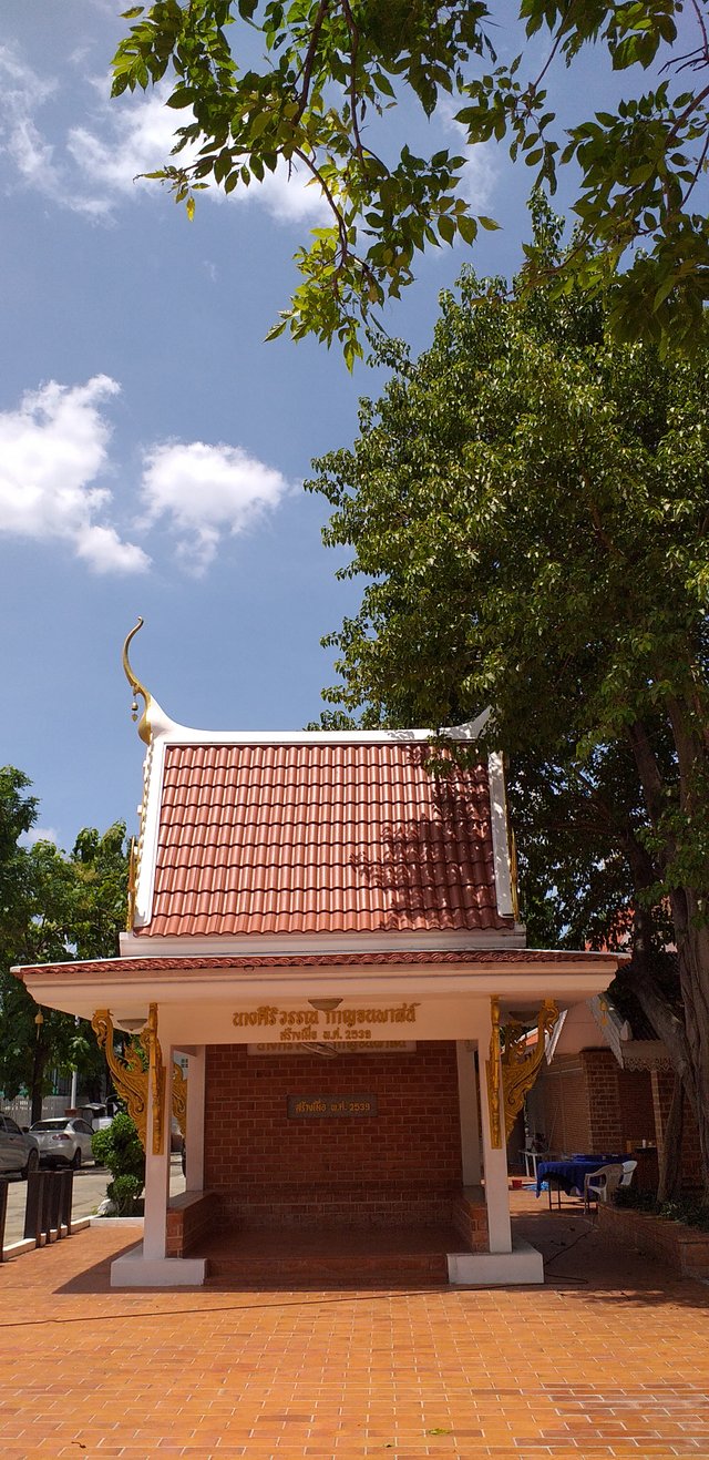 Wat Phasuk Maneejak41.jpg