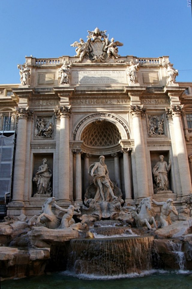 EU121020-233611.jpg