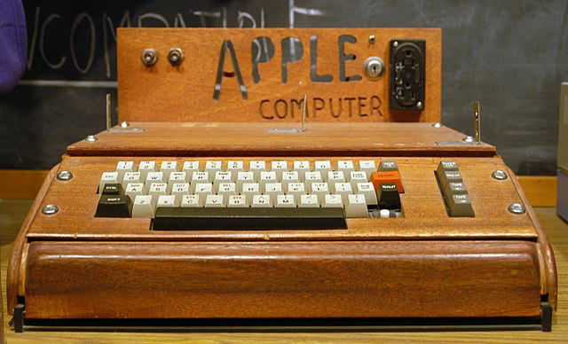 640px-Apple_I_Computer.png