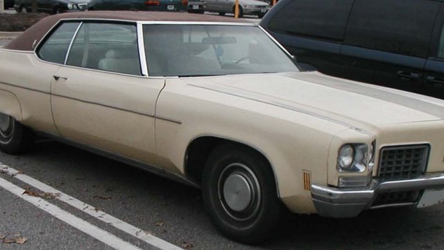 1972_Oldsmobile_Ninety-Eight_coupe-primary.jpg