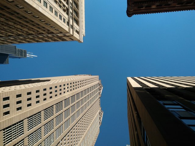 buildings-2897491_1920.jpg