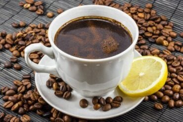 Coffee-and-lemon-370x247.jpg