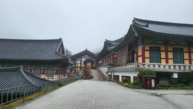 KakaoTalk_20251006_171223971_04.jpg