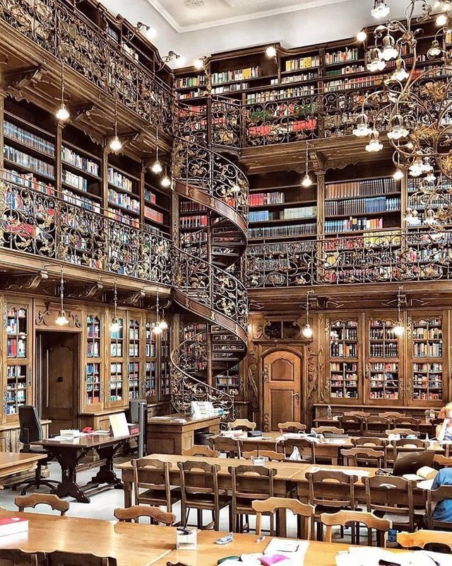Munich's Municipal Law Library, built between 1867 and 1908 by Georg von Hauberrisser.jpeg
