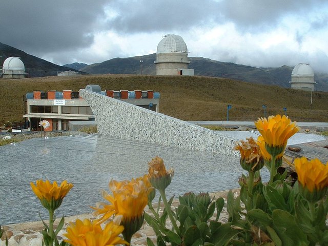 1200px-National_Observatory_of_Llano_del_Hato.jpg