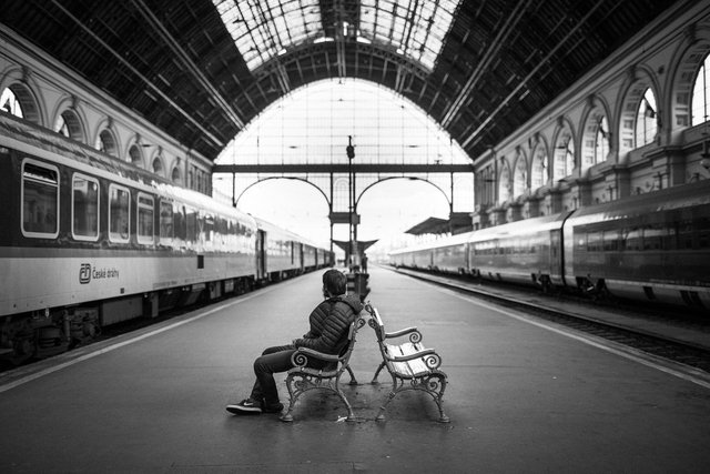 train-station-1868256_1280.jpg
