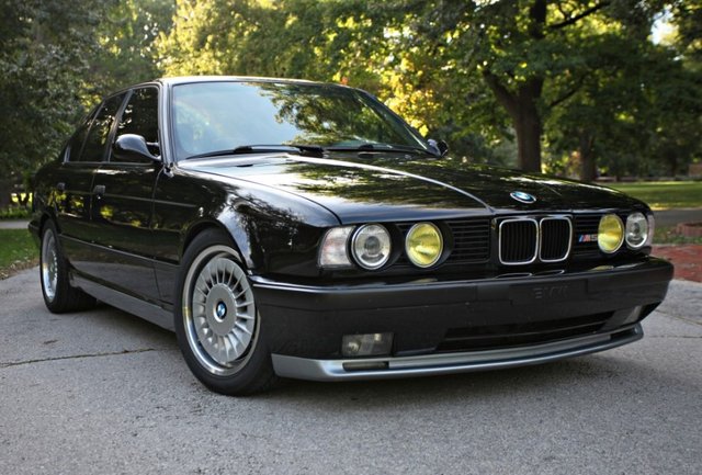 1993-BMW-M5-Front-940x636.jpg