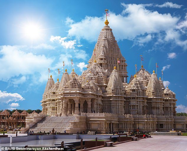 76286011-12605893-The_second_largest_Hindu_temple_in_the_world_is_set_to_open_Sund-a-34_1696711933918.jpg