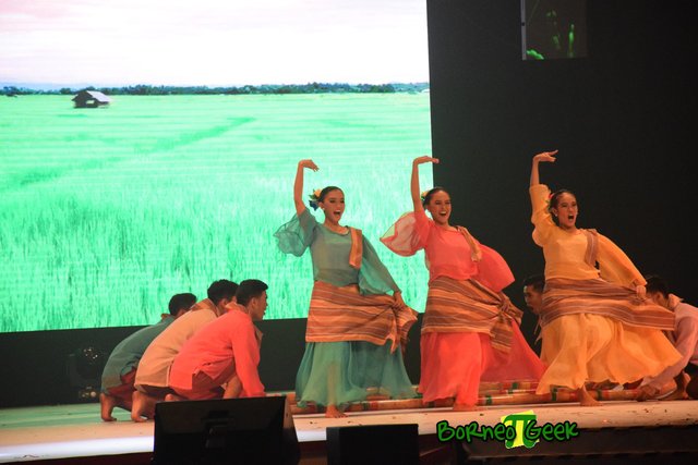 2019 Youth Folk Dance 11.jpg