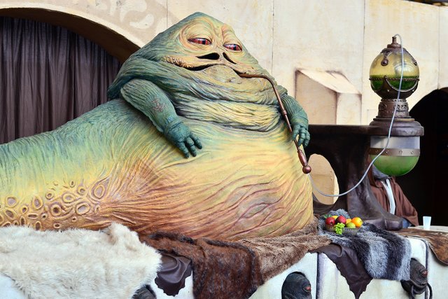 Jabba_the_Hutt_(10585038414).jpg