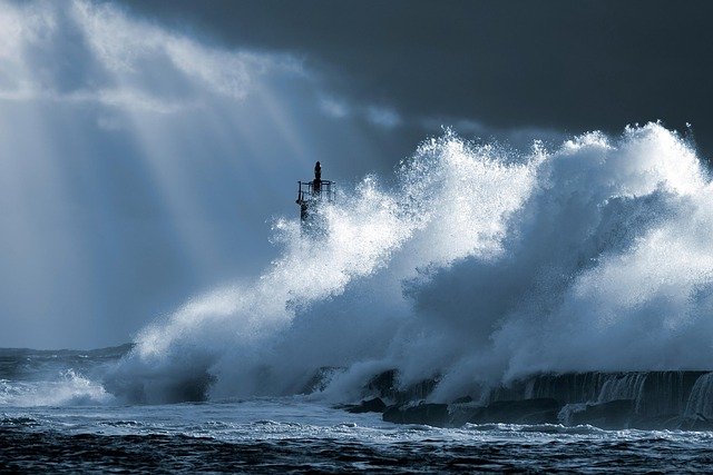 storm-7018311_640.jpg