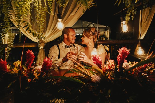 how to do ceiling draping for weddings.jpg