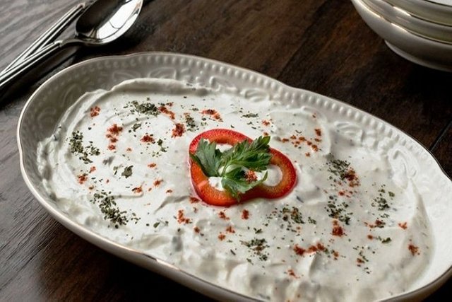 Haydari-meze-Turkish-foods.jpg