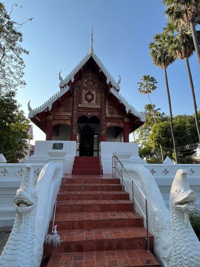 Wat Phra Kaew Don Tao Suchadaram3.jpg