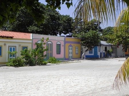 Calles_de_Arena,_Los_Roques_Venezuela.jpg