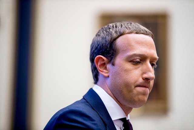 OpEd-Zuck-AP_19296781130269.jpg