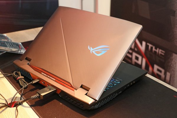 asus_rog_chimera_g703vi_8_cover.jpg