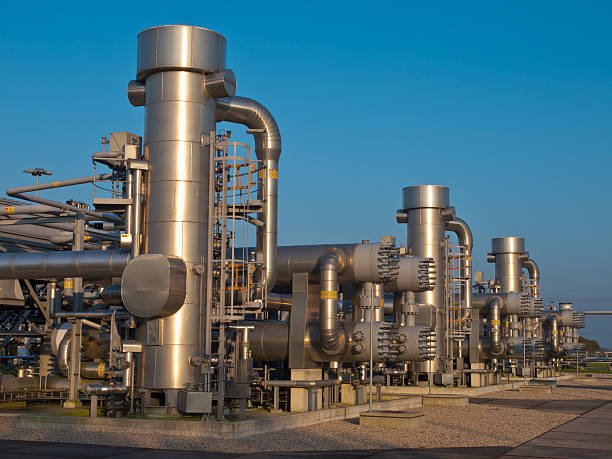 modern-natural-gas-processing-plant.jpg