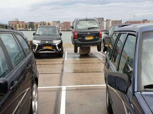 2.20-full-funny-picture-How is this parked.jpg