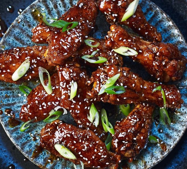 Korean-fried-chicken-619593a.jpg