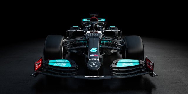 35.-Mercedes-Formula1-3.jpg