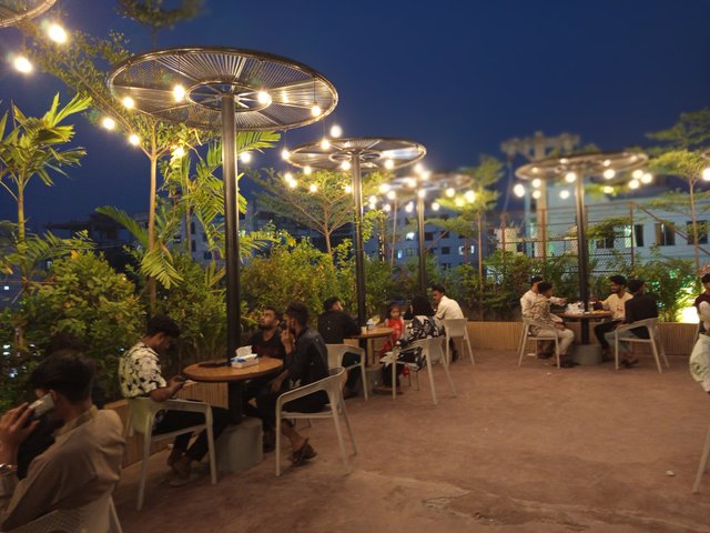 resturant (5).jpg