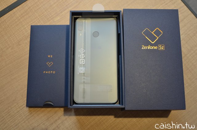 ZenFone 5z-24.jpg