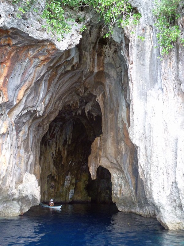 Entrance to Swallow's Cave.jpg