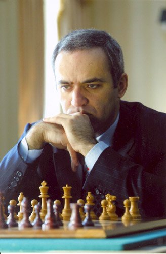 Garry_Kasparov,_New_York_City,_2003.jpg