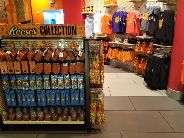 Reese S Section At Hershey Store Steemit
