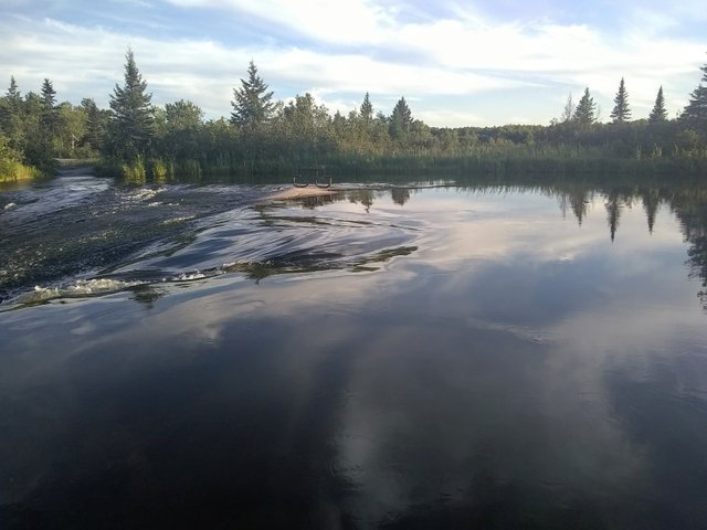 Pinawa Dam 14e.jpg