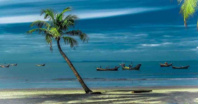 1878484_Saint Martins Island Bangladesh.jpg