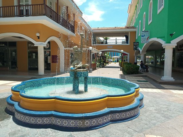 Fuente del CC Plaza Mayor.jpg