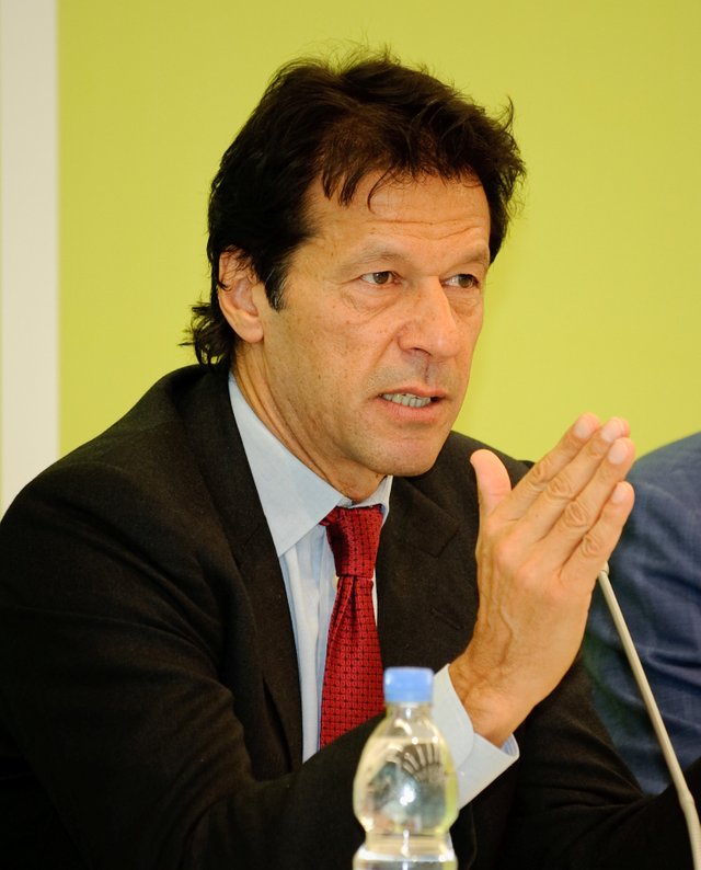 Konferenz_Pakistan_und_der_Westen_Imran_Khan_edited.jpg