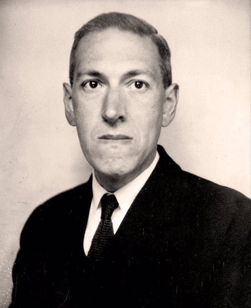 H._P._Lovecraft,_June_1934.jpg