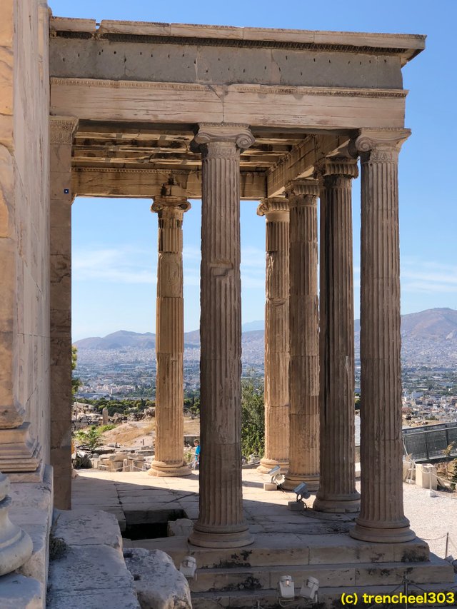 city of Athens from Erechtheion.JPG